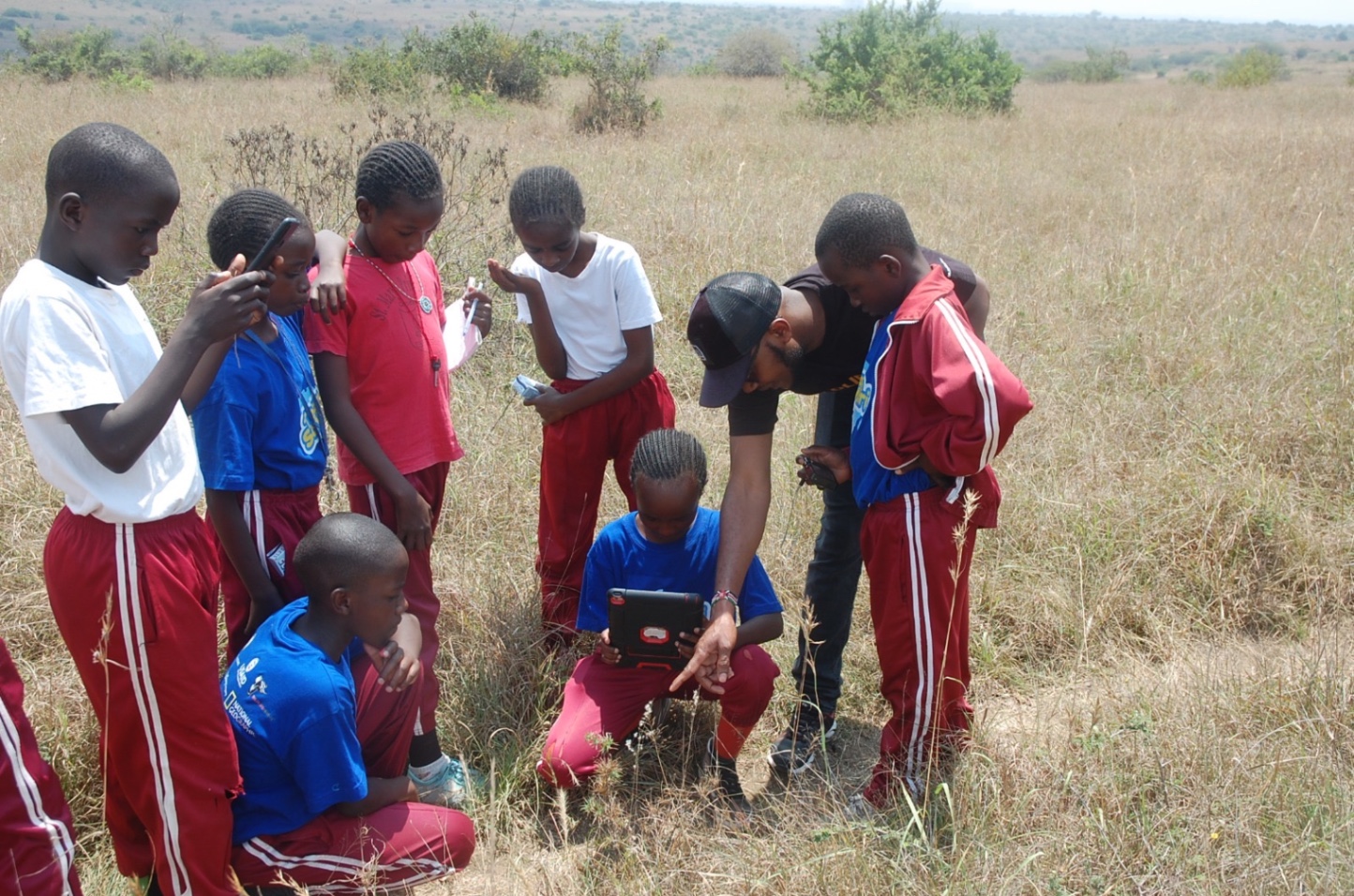 The Southern Global Bioblitz took place last weekend and we invited 100 children from two local schools to help us to document the biodiversity at the Wildlife Warriors Kids Field Lab.  This was the first time that they have participated in the annual event, and they were the only children engaged in the GSB which is held alll across the southern continents. Their jobs were to photograph and upload every sighting into the iNaturalist App. We discovered that children are much more curious  and ask a lot of questions when they are charged with a task like this. They took over 300 photos and identified 120 different species. 