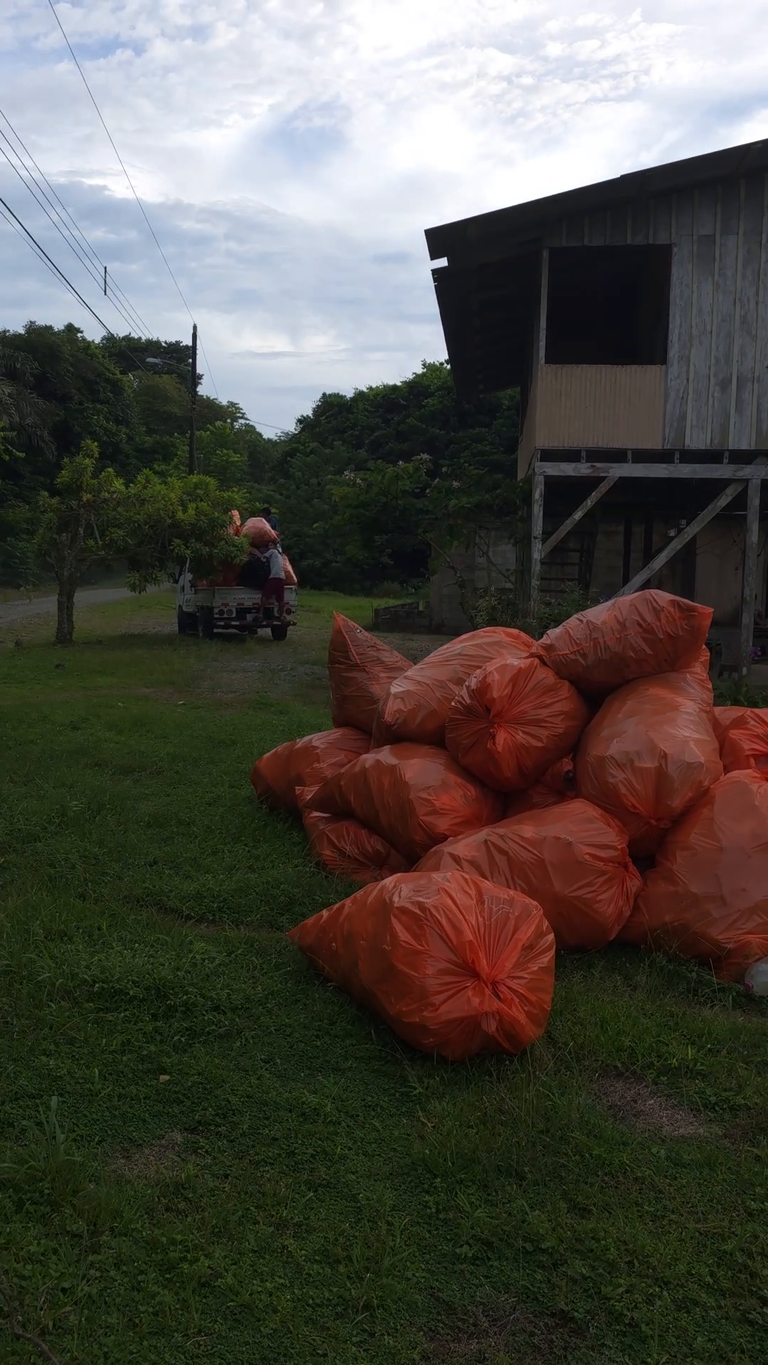 ..after the cleanups we sort the trash into recyclables and non-recyclables and then further sort the recyclable plastic by colour. Only like this does the recycling center accept it (..and it sometimes still doesn't 😞). 